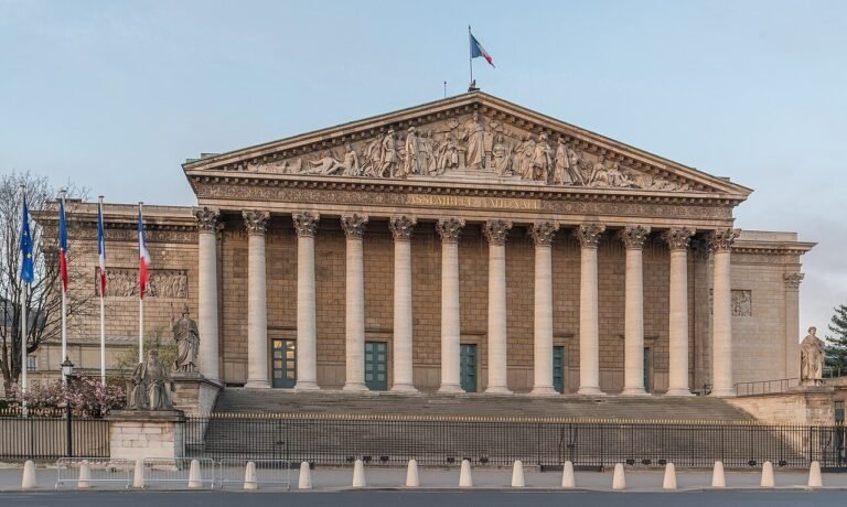 Examen civique 2026 : format, note et préparation