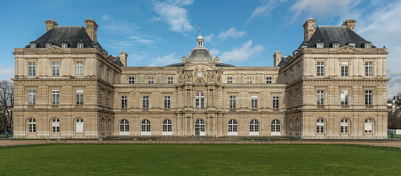 Façade sud du palais du Luxembourg à Paris, siège du Sénat